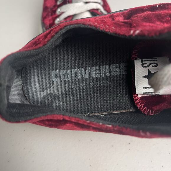 Vintage Converse Red Velour All Star Low Top 90s Made USA 4.5Y / Women’s 6 RARE - Picture 14 of 16